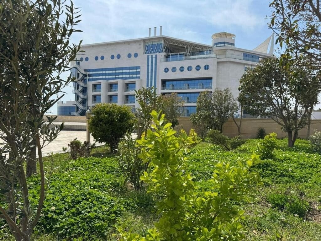 Фото Titanik Baku 4*