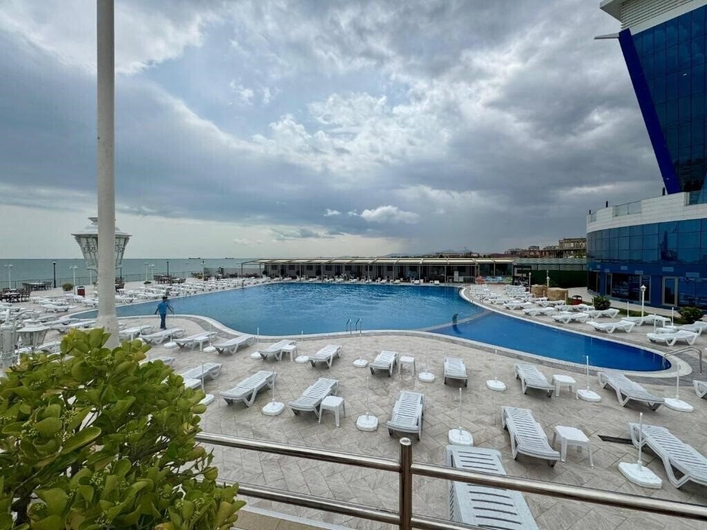 Картинка Titanik Baku 4*