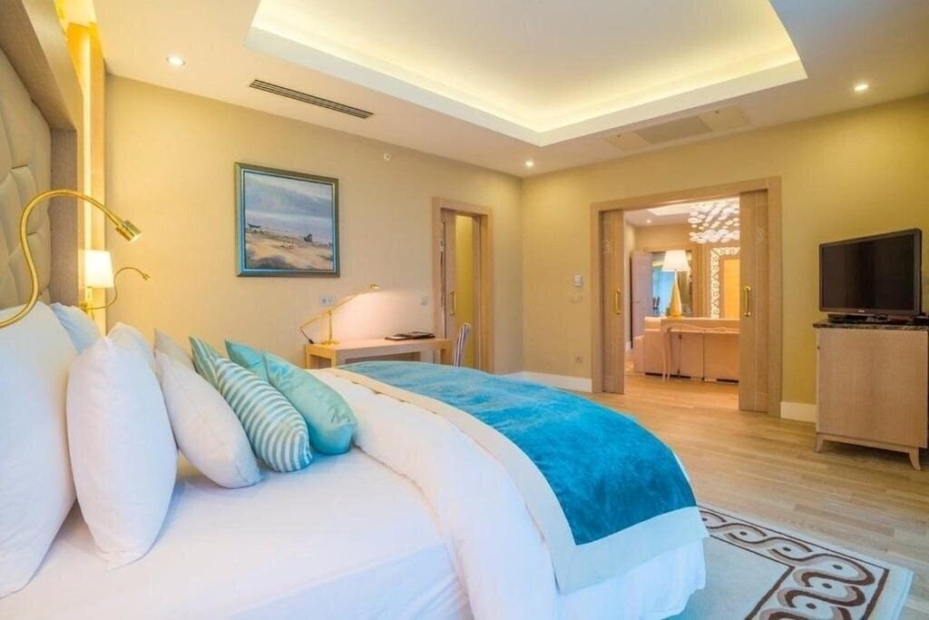 Фото Badamdar Estates 4*