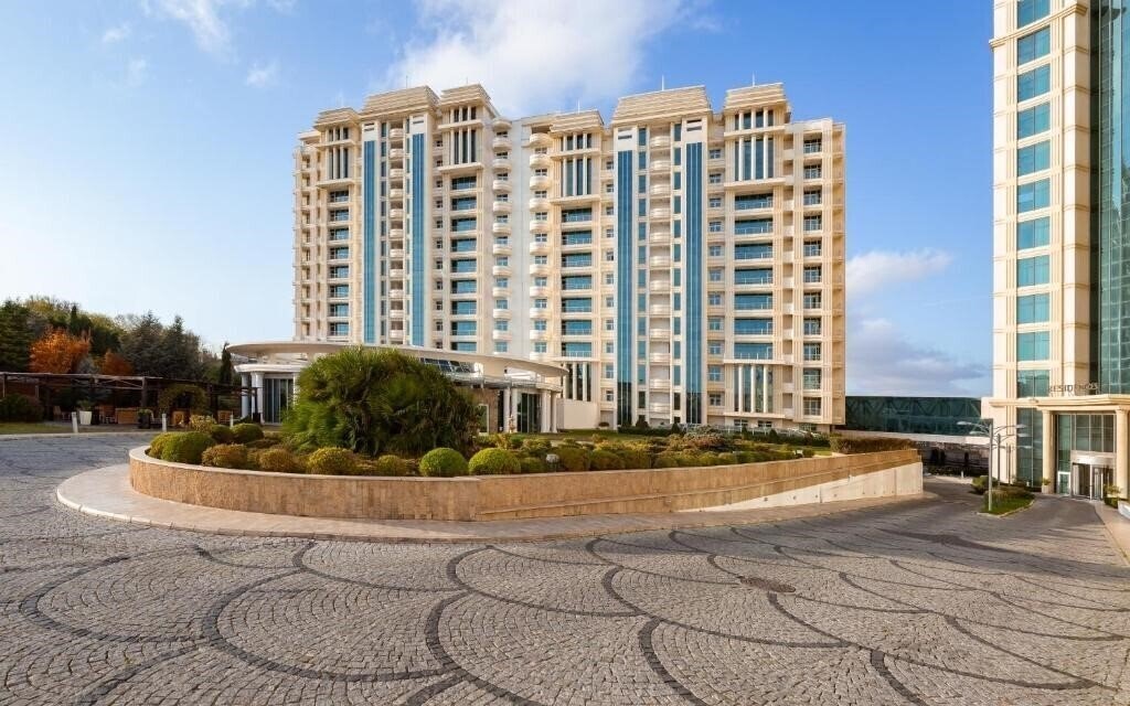 Отель Badamdar Hotel & Residence 5*