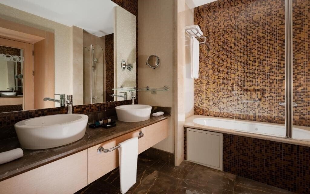 Изображение Badamdar Hotel & Residence 5*