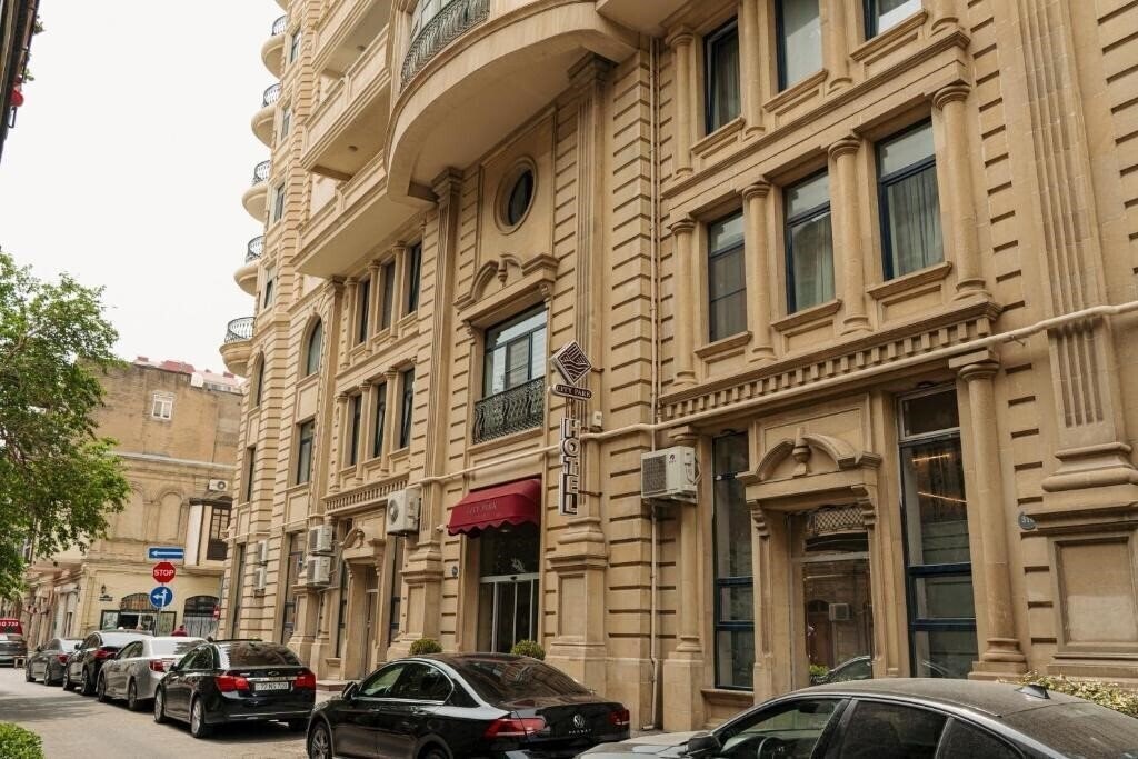 Отель City Park Hotel 3*