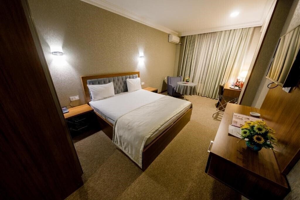 Картинка Royal Sapphire Hotel 4*