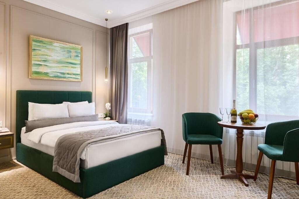 Готель Maestro Address Hotel 4*