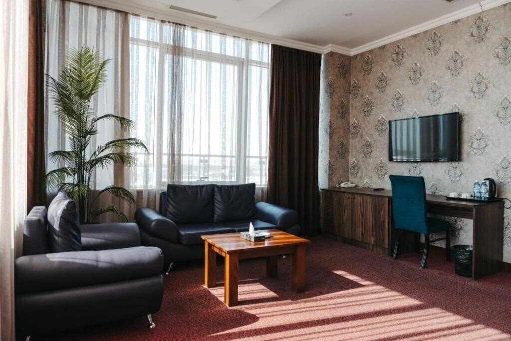 Готель Innab Inn Hotel (ex. Caspian Business Hotel) 4*