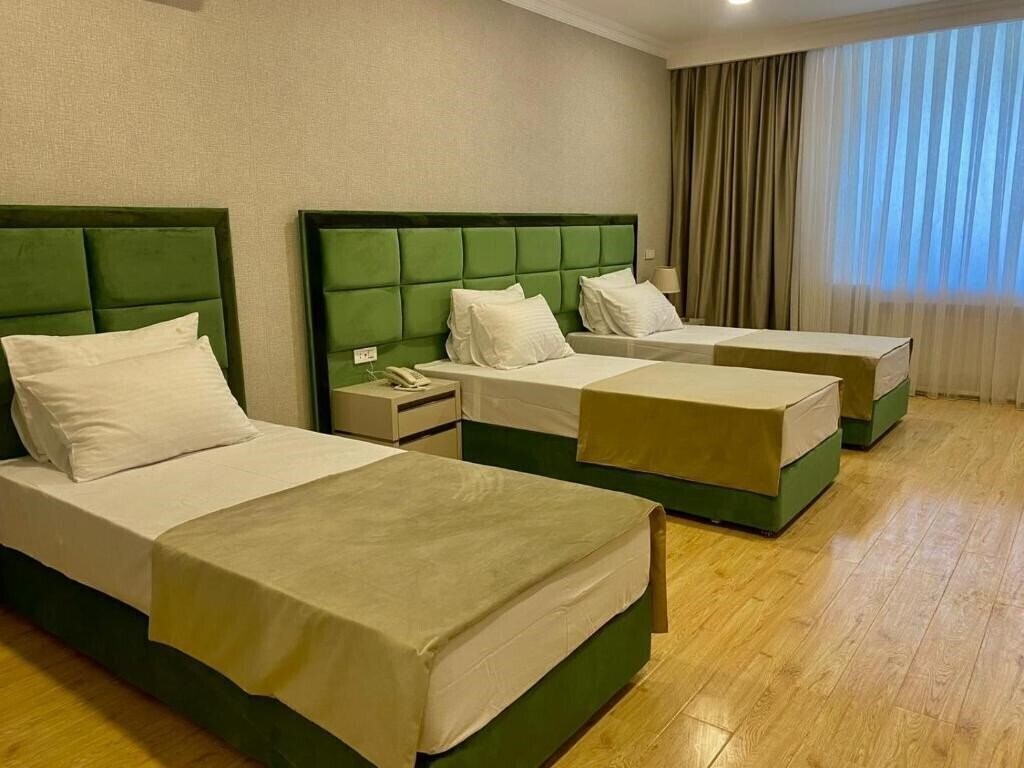 Фото Rusel Park Hotel 4*