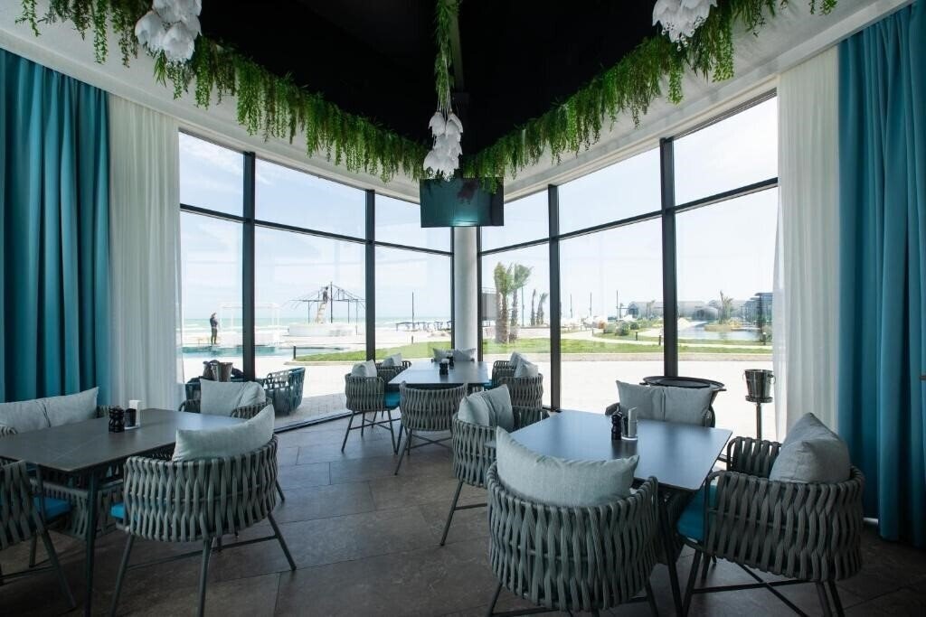 Изображение Retreat Beach Resort by Caspimayr Nardaran (ex. Caspimayr Retreat Resort, Caspi Mayr) 5*