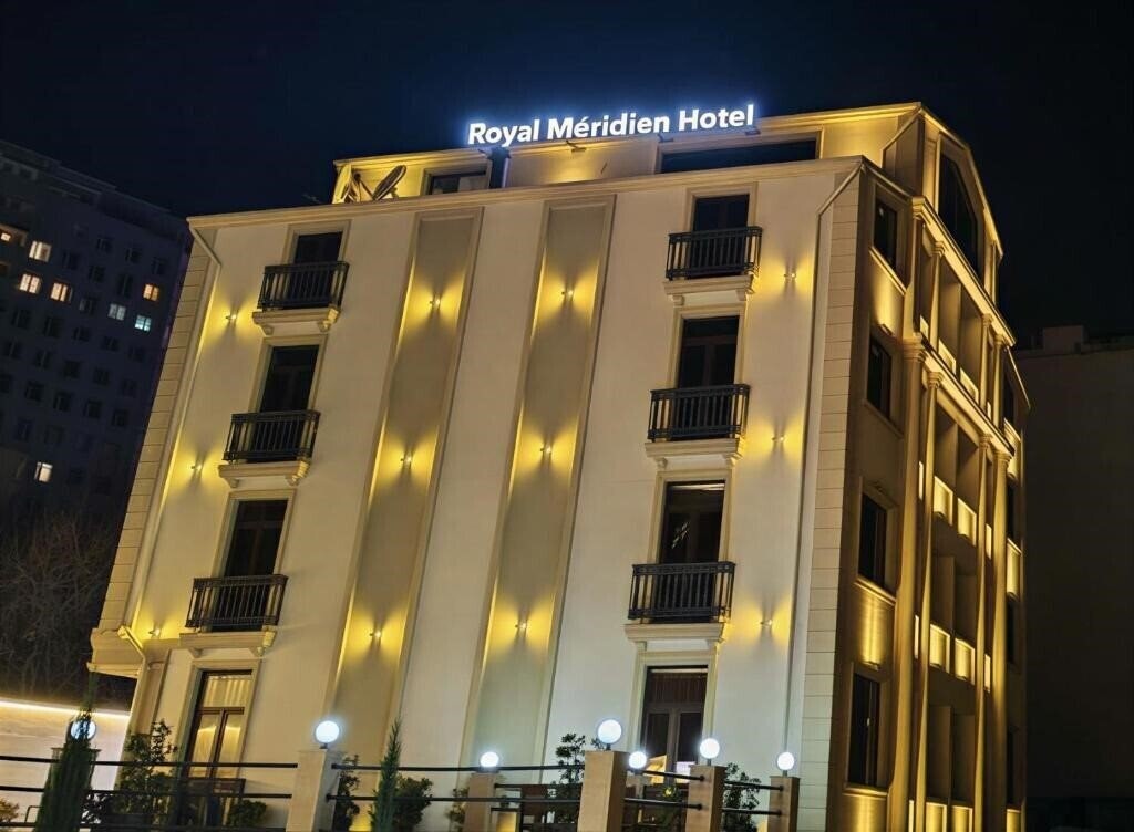Отель Royal Meridien Hotel Baku 3*