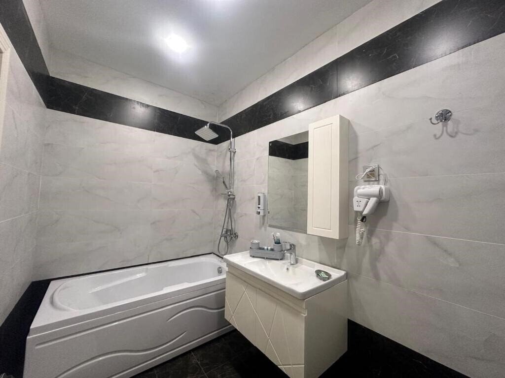 Фотография Royal Meridien Hotel Baku 3*