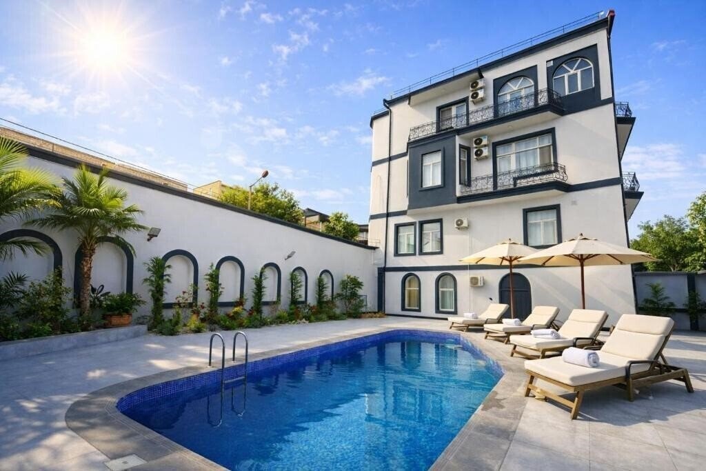 Отель Marison Hotel 4*