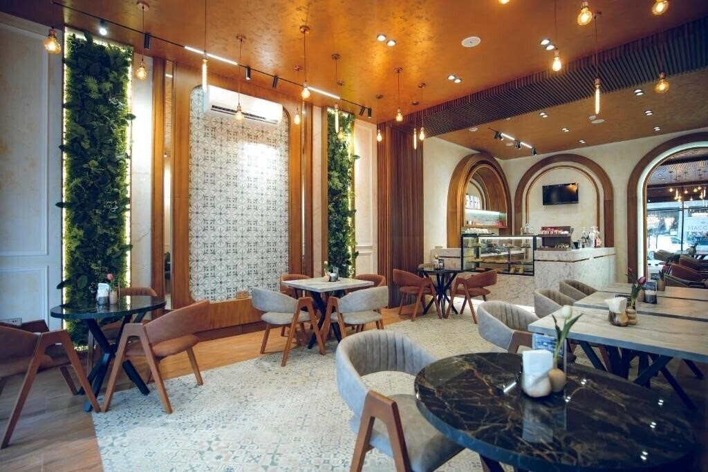 Зображення Momentum Hotel Baku 4*