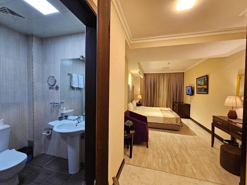 Фотографія Crown 5*