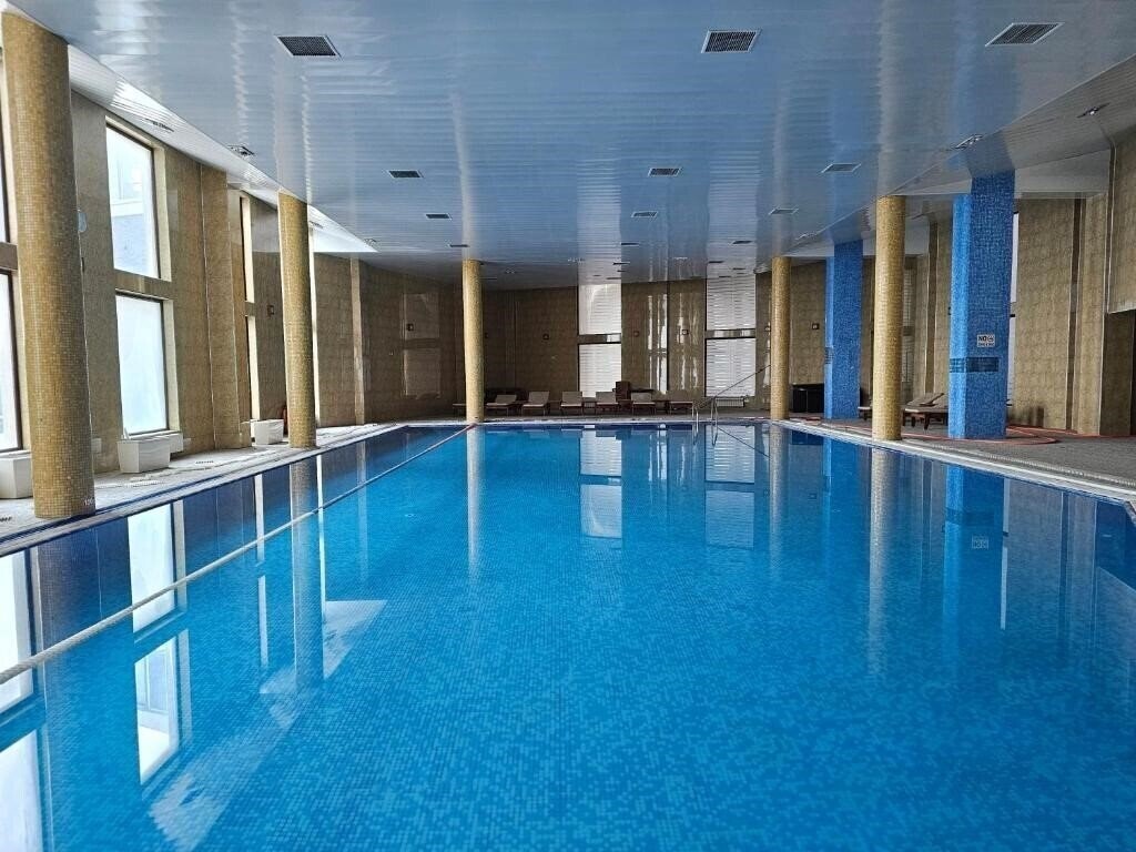 Зображення Crown 5*