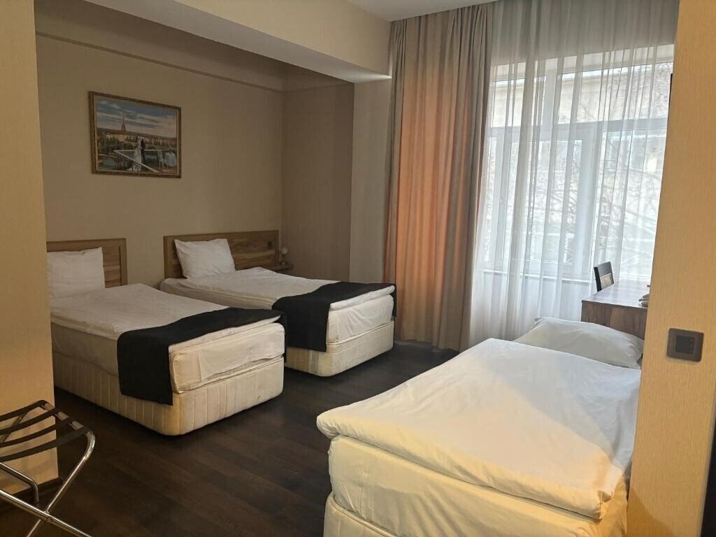 Картинка Diplomat Hotel Baku 3*