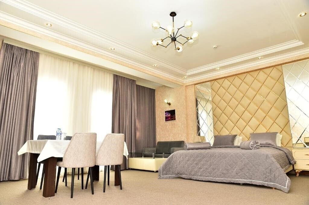 Готель Karat Inn 3*