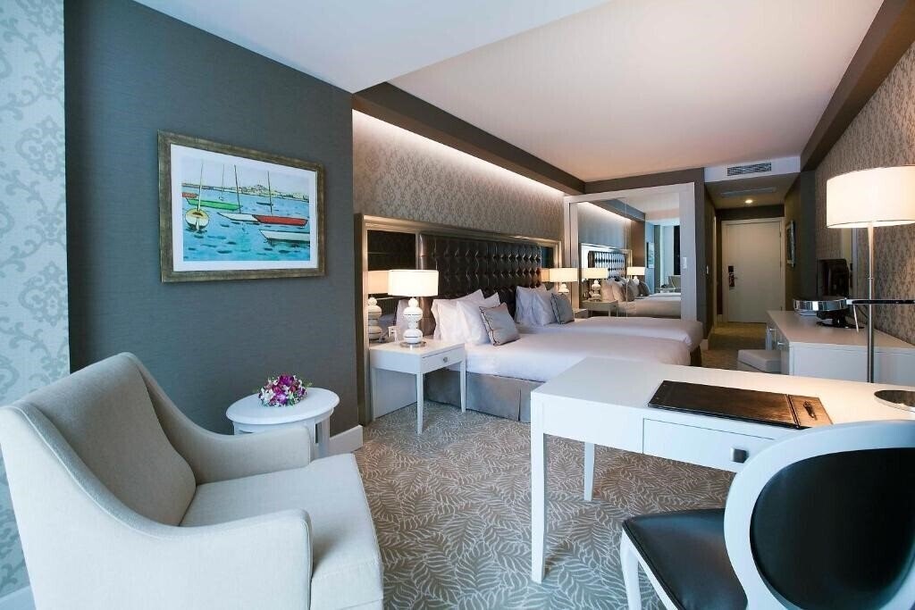 Фото Qafqaz Baku City Hotel And Residences 4*