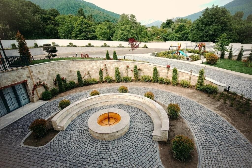 Изображение Hill Chalet Hotel & Resort (ex. Hill Chalet Hotel Gabala) 4*