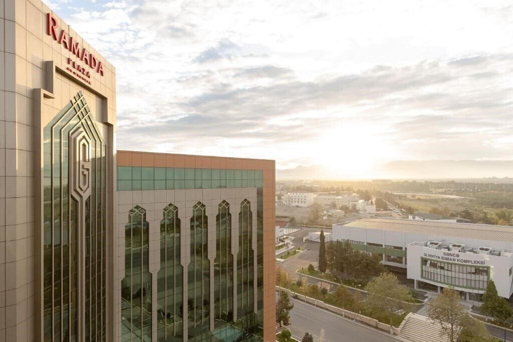 Изображение Ramada Ganja Palace 4*