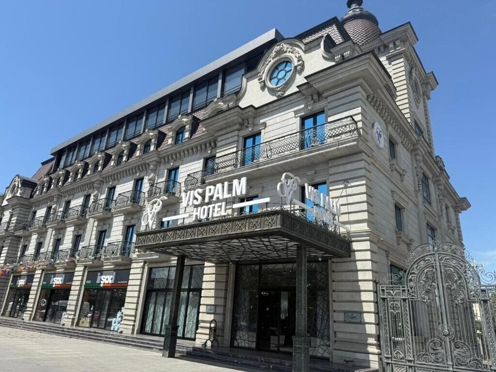 Отель Vis Palm Hotel 5*
