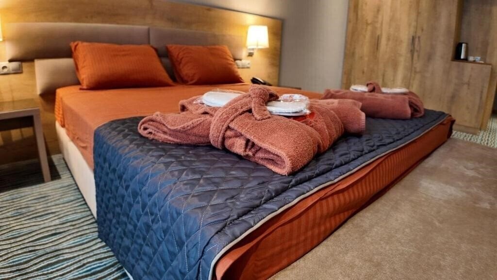 Картинка Naftalan Central Wellness Resort 4*