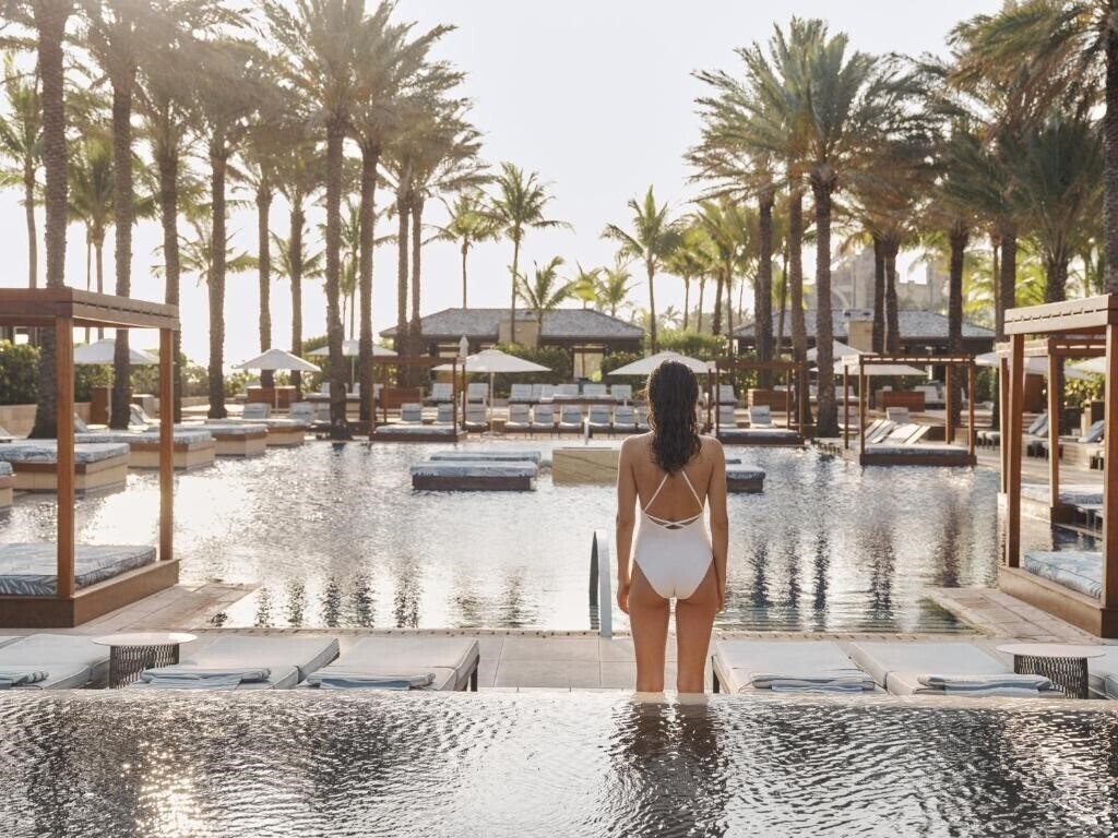 Готель The Cove Atlantis 4*