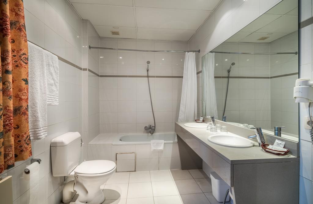 Фотографія Opera 2*