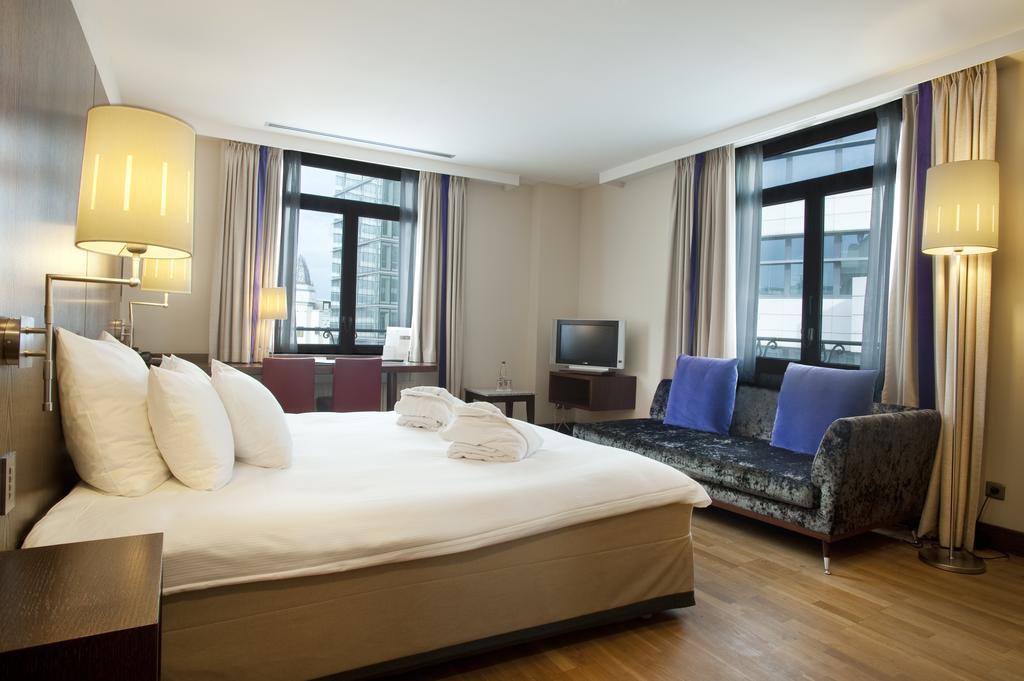 Зображення Hilton Brussels City 4*