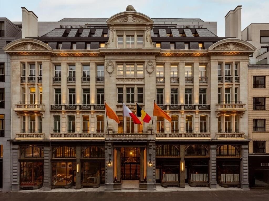Отель Corinthia Grand Hotel Astoria Brussels 4*
