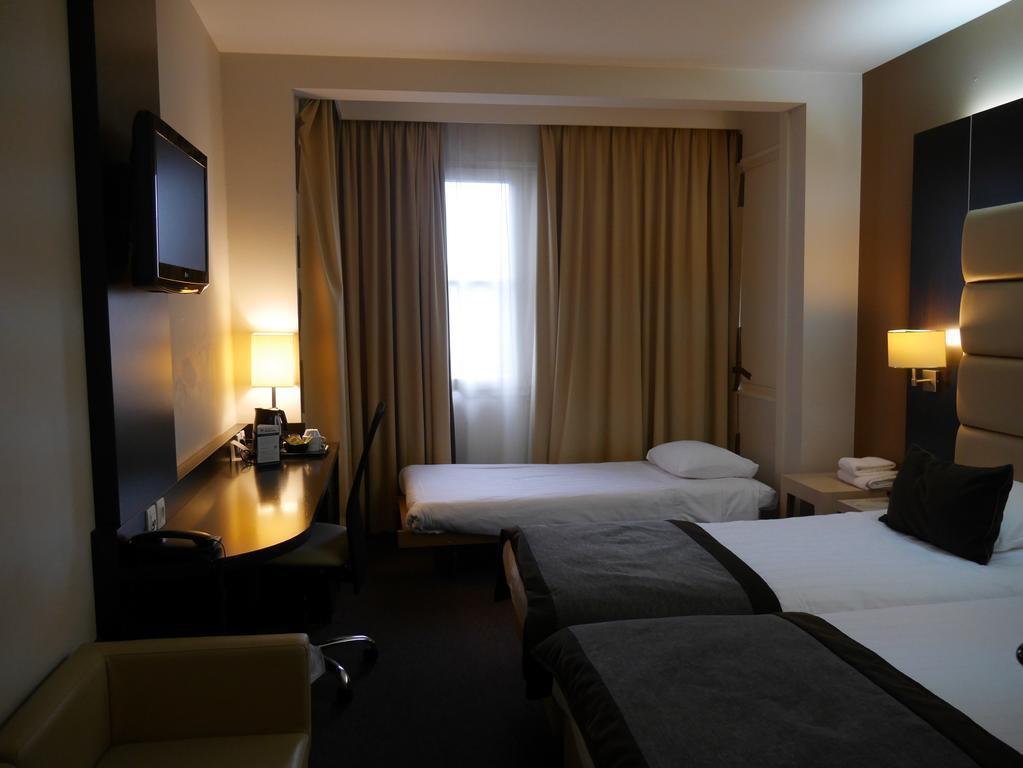 Фотографія Nh Brusseles City Centre 3*