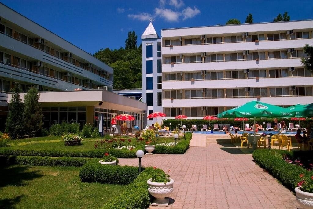 Готель Oasis 2*