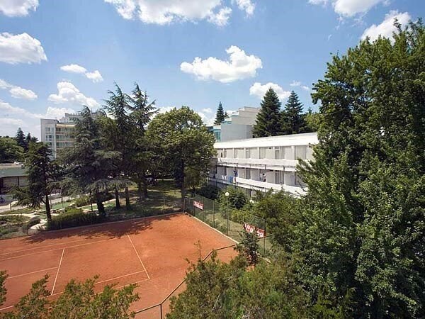 Отель Kamelia 2*