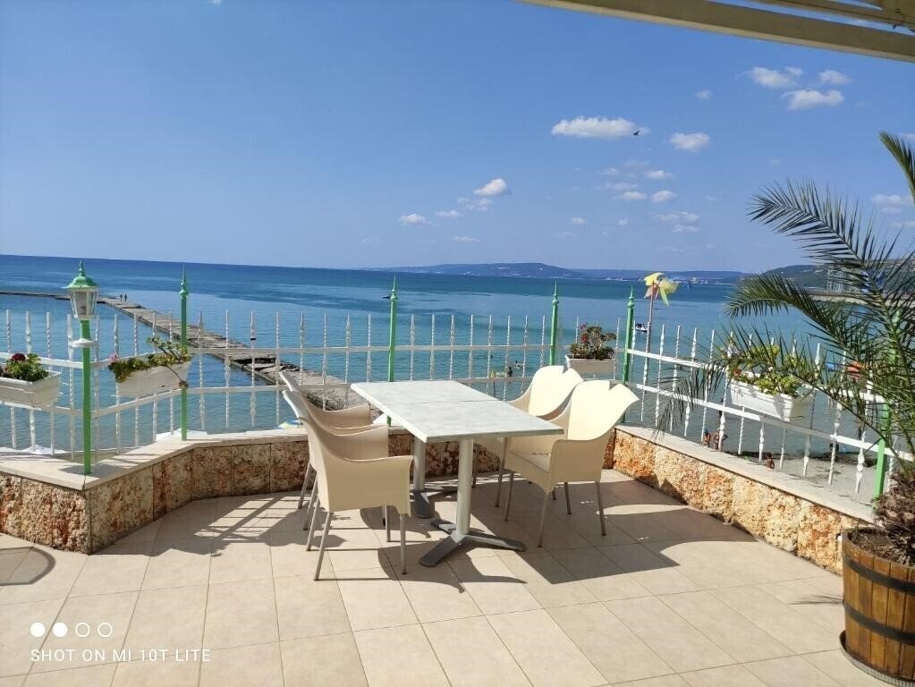 Зображення Oasis 3*