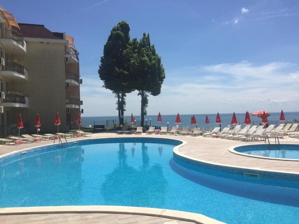 Готель Helios Balchik 3*