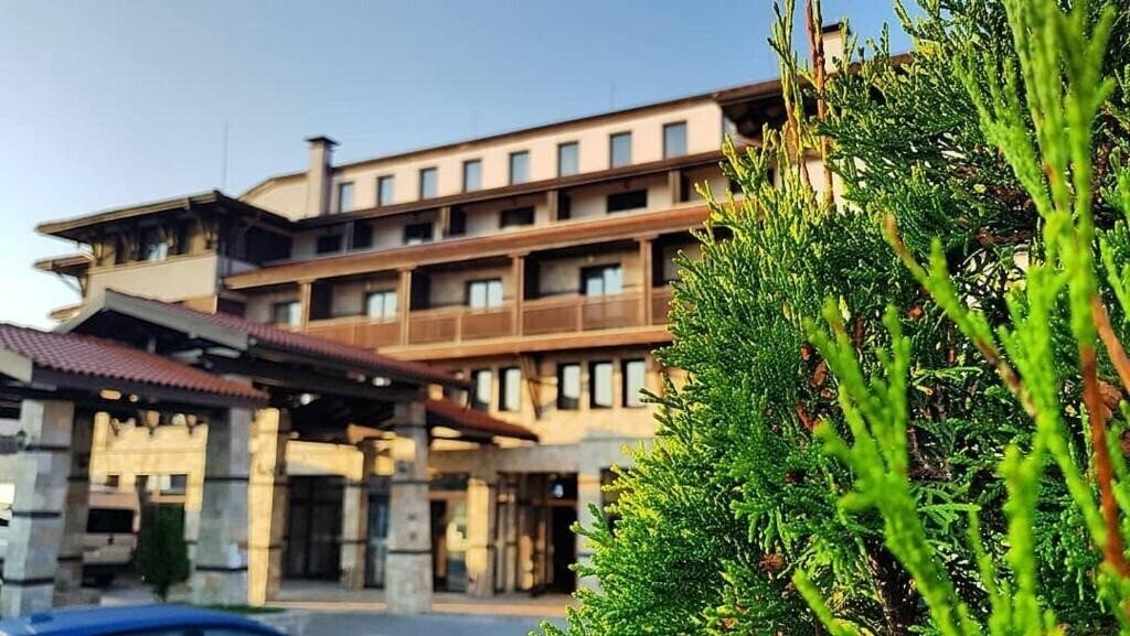Отель Trinity Bansko 4*