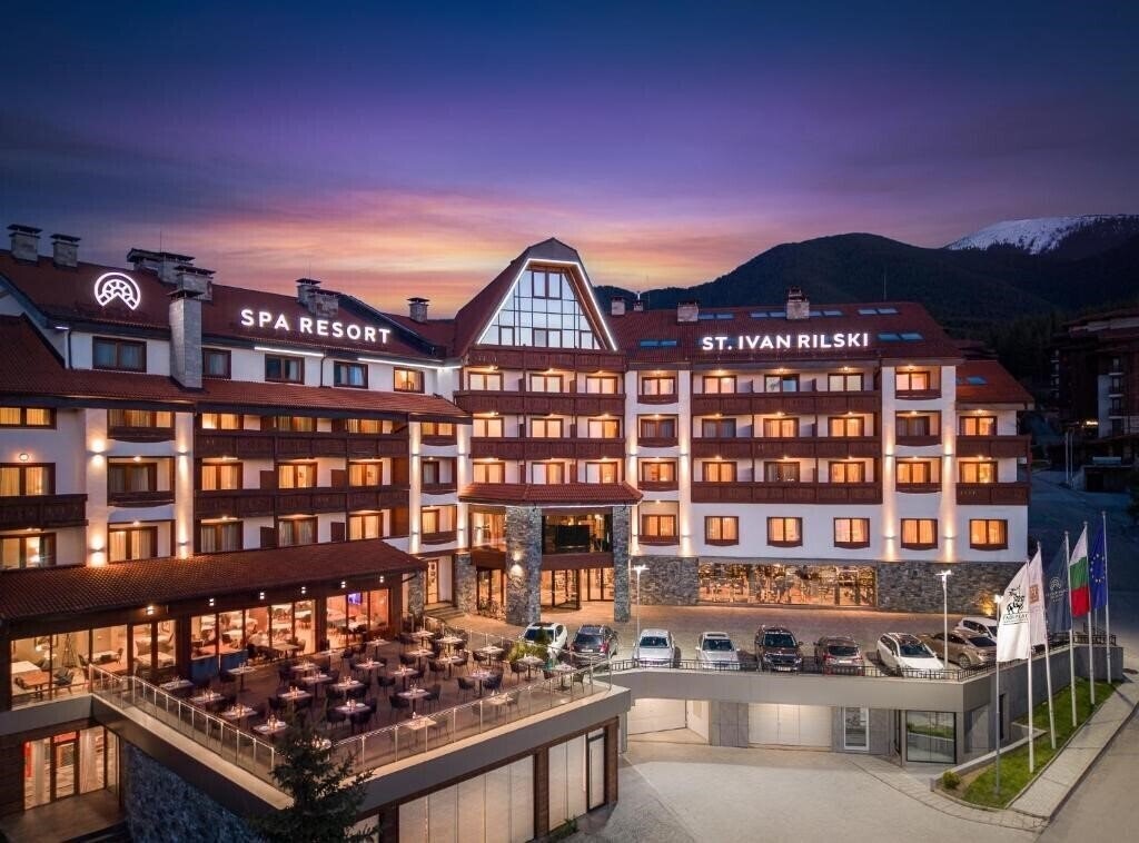 Отель Saint Ivan Rilski 4*