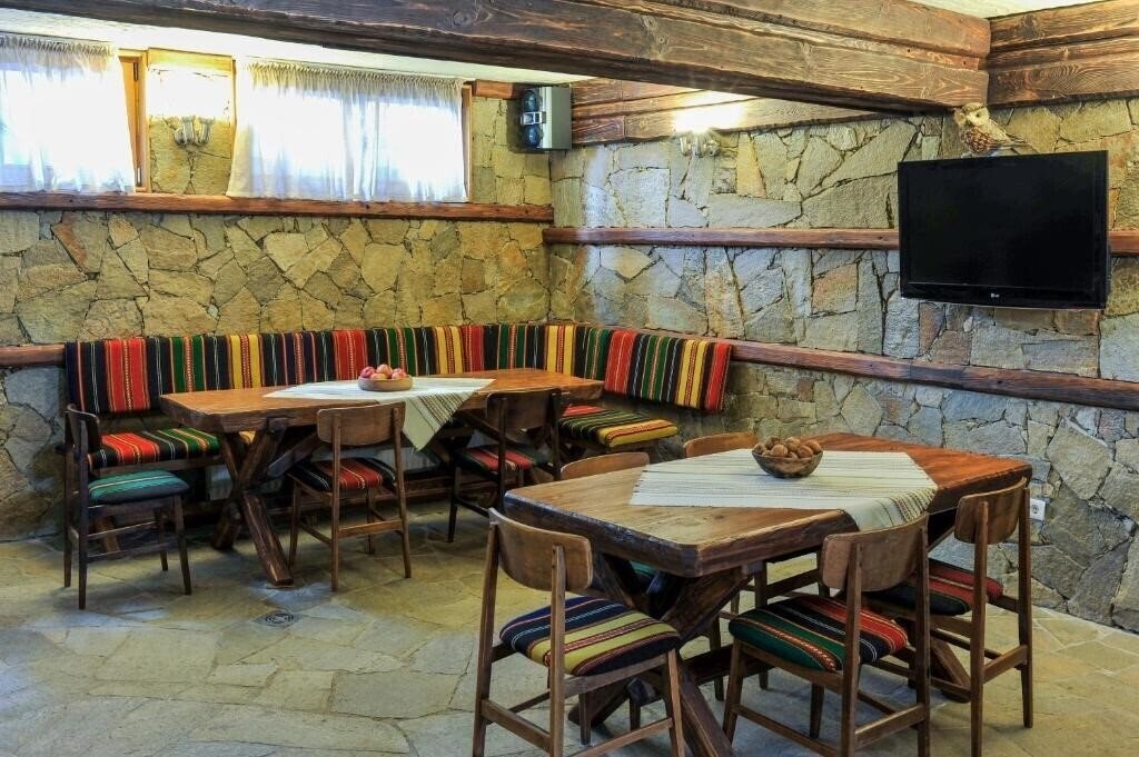 Фотографія Djangal 2*