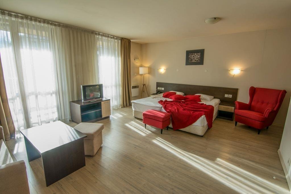 Готель Banderitsa 4*