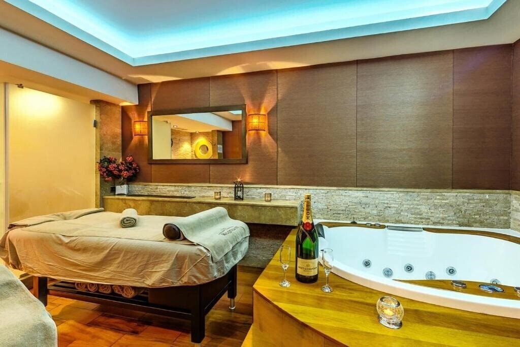 Фото Regnum Bansko SPA & Relax Aparthotel 5*