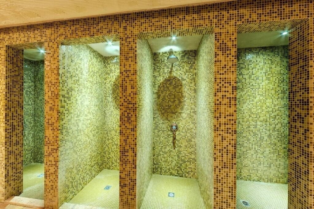 Готель Grand Royale Hotel & Spa 4*