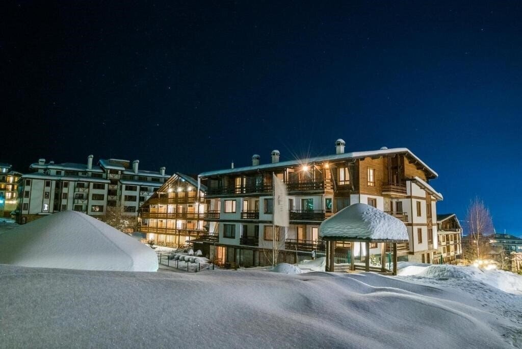 Готель Green Life Ski & Spa Resort 4*