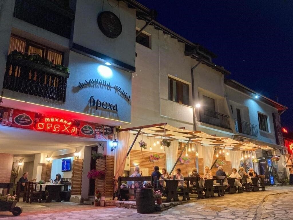 Готель Family House Oreha 3*