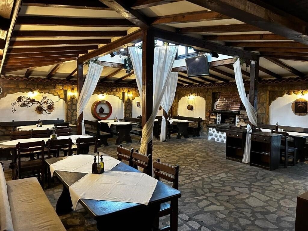 Фотографія Family House Oreha 3*