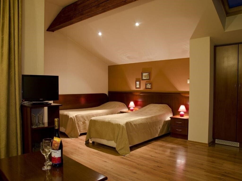 Фото Bizev Hotel 3*