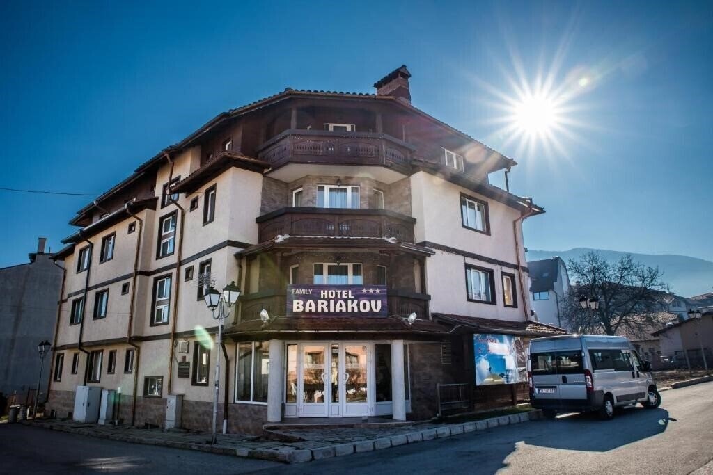 Готель Baryakov 3*