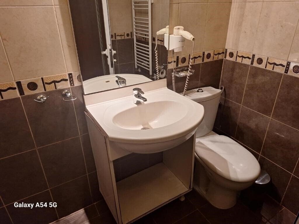 Фото Hotel Victoria 2*