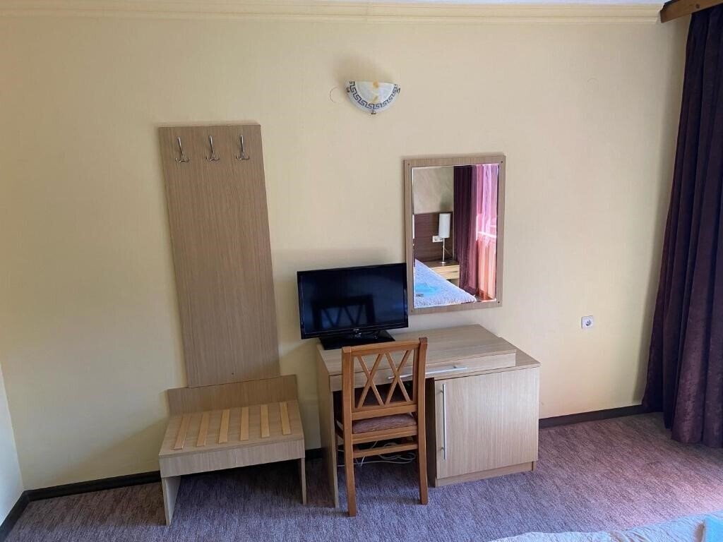 Фотографія Family Hotel Jik 3*