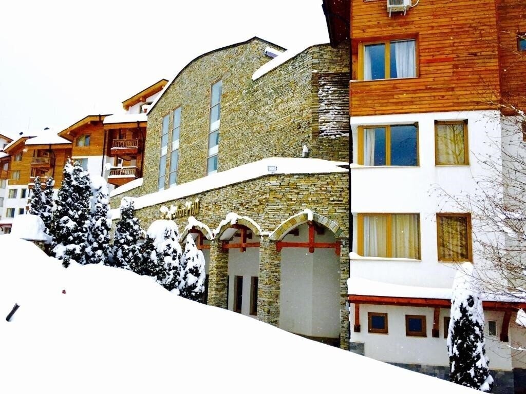 Отель St John Hill (ex. St John Hill Resort, Apart John Hills) 4*