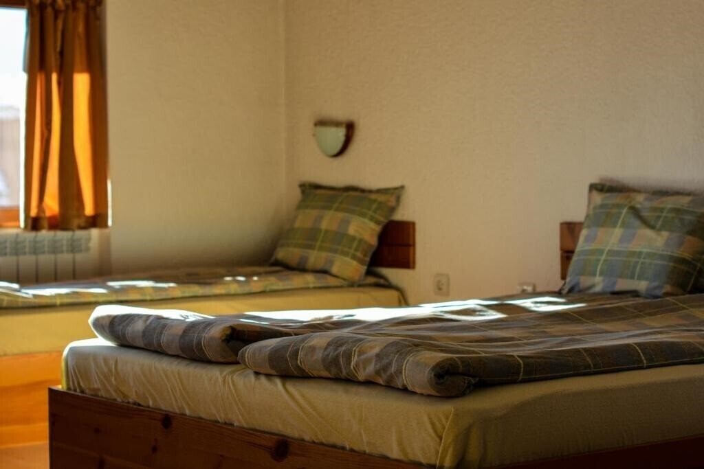 Фото Durchova Kashta Family Hotel 3*