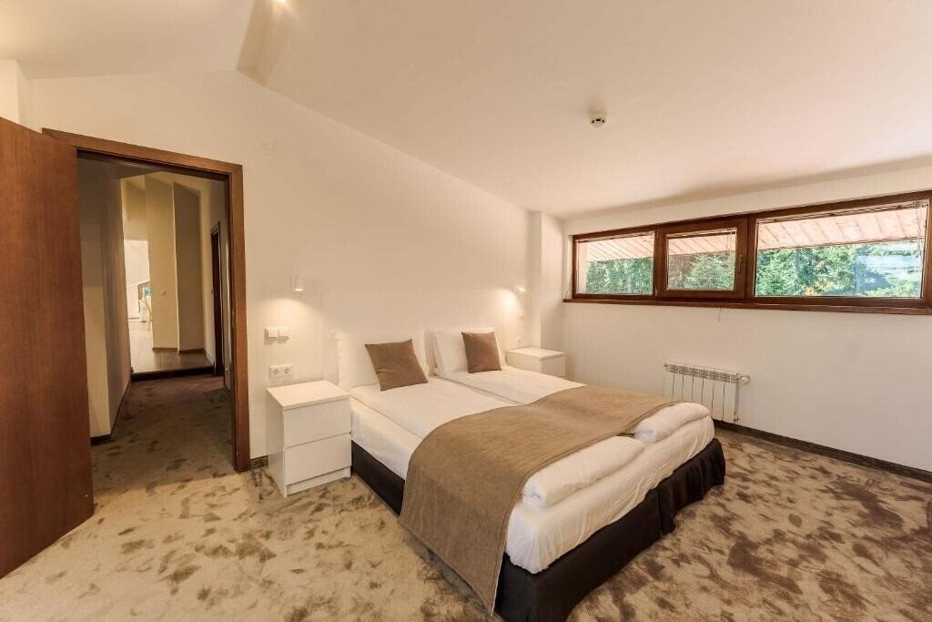 Картинка Hotel Yanakiev 4*