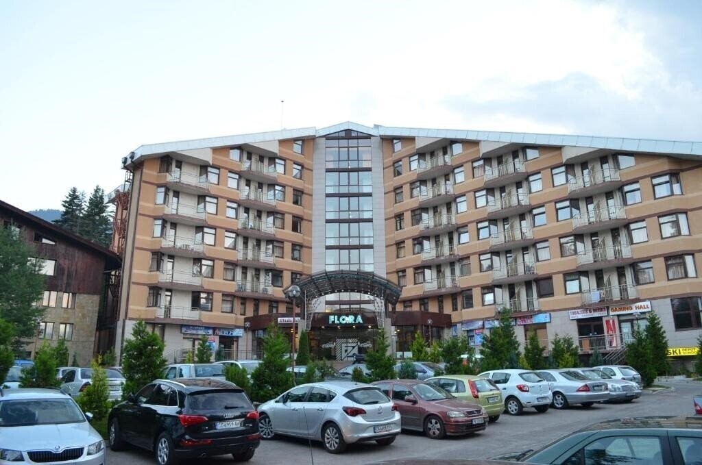 Готель Persey Flora Apartments 4*